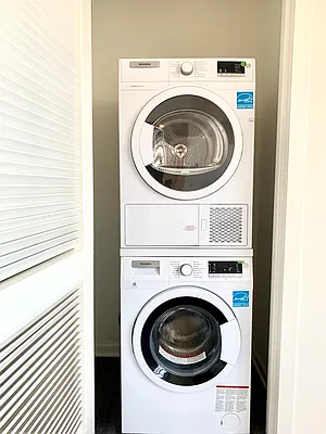Studio, 1 bath, $3,925, Unit 12D