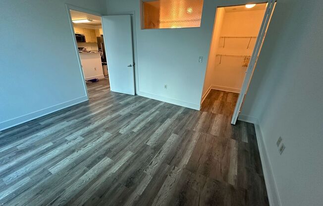 350 NE 24th St