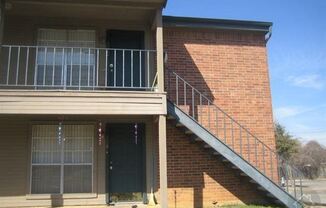 435 N Bowen Rd