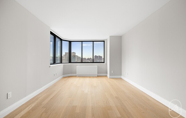 2 beds, 2 baths, 953 sqft, $7,500, Unit 21G