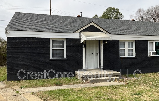 823 N DUNLAP ST