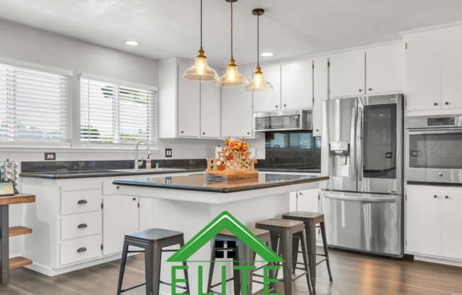 A Beautifully Maintained 3-Bedroom Home in a Quiet Cul-de-Sac