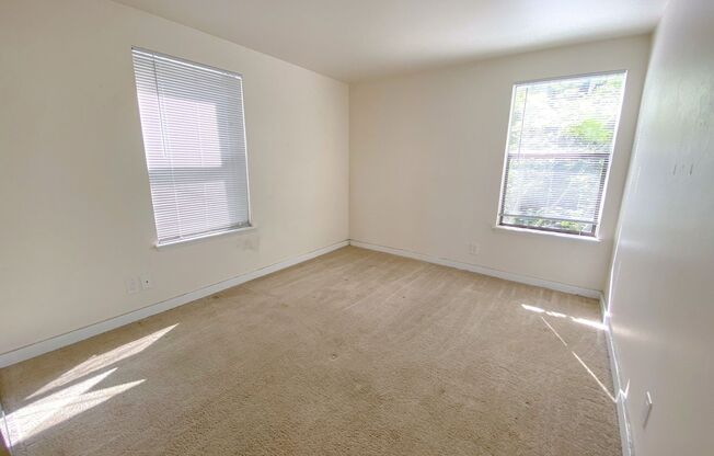 2 beds, 2 baths, 900 sqft, $2,795, Unit 201