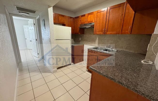 2 beds, 1 bath, 827 sqft, $1,950, Unit 676