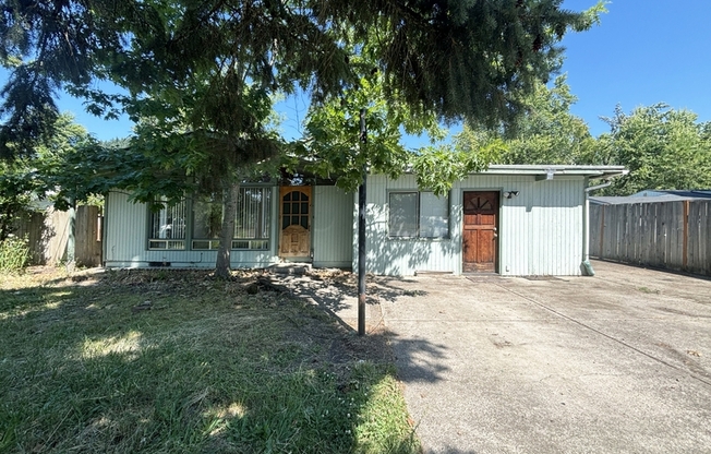 3817 E AMAZON DR