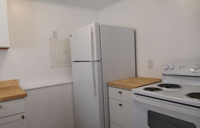 2 beds, 1 bath, $1,150