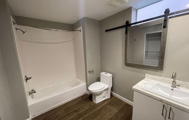 Studio, 1 bath, 194 sqft, $1,595, Unit 434-205