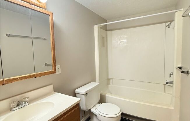 Oakview Apartments
