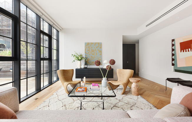 4 beds, 4.5 baths, 3,016 sqft, $25,000, Unit PHE