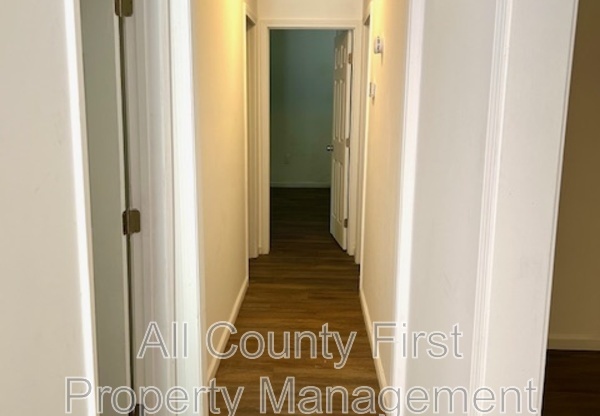 2369 B WHITES ML RD