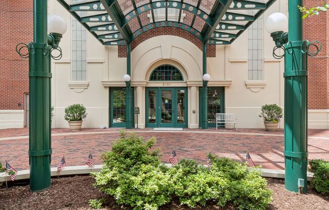 Don't miss the opportunity to live in one of Alexandria’s most desirable addresses!