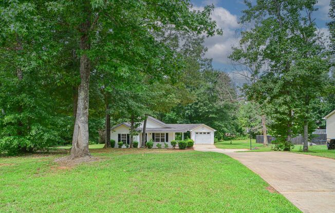 Charming 3-bedroom, 2-bath ranch home on a spacious 0.63-acre lot in Covington, GA