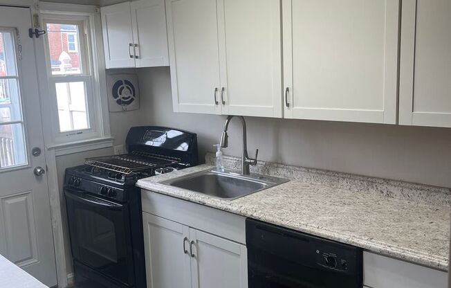 3 Bedroom, 1 Bath Townhouse