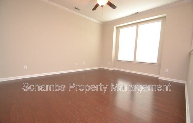 327 DOVE COTTAGE LN