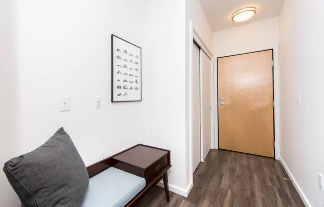 1 bed, 1 bath, 580 sqft, $1,450, Unit 212
