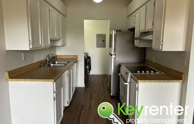 2 beds, 2 baths, $2,000, Unit UNIT A 201