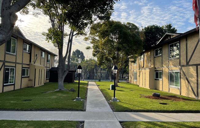 Stratford Arms Apartments