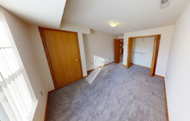 2 beds, 2 baths, 1,050 sqft, $1,825, Unit 1330-102