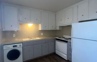 1 bed, 1 bath, 720 sqft, $1,100, Unit 19