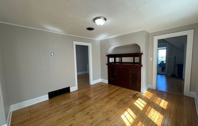 2474-A N Fratney St