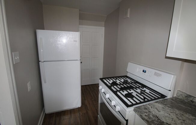 2 beds, 1 bath, 1,025 sqft, $1,575, Unit 1686