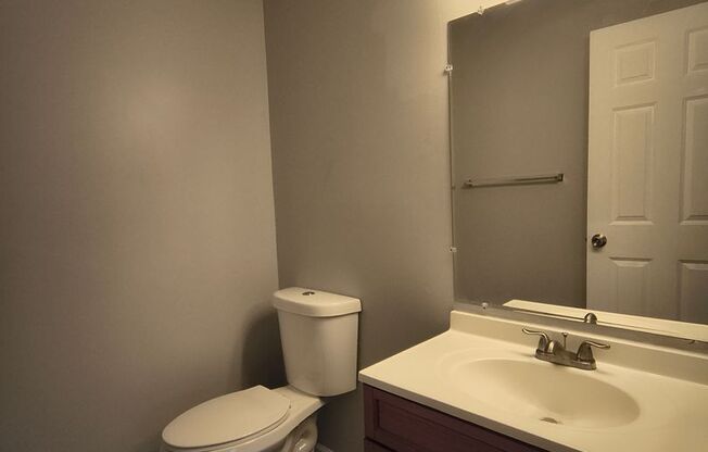 2 beds, 1.5 baths, 940 sqft, $1,385, Unit 9320-01