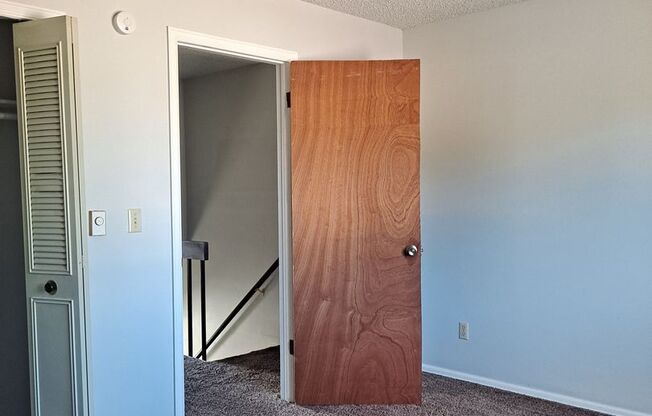 2 beds, 1.5 baths, 1,000 sqft, $1,200, Unit 39