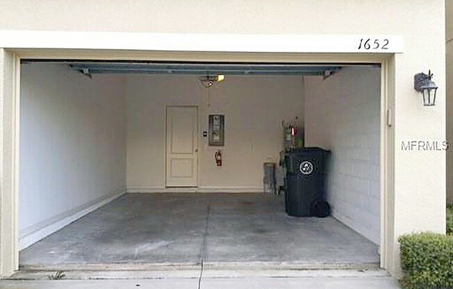 Nice Townhome in the hear of Oviedo!