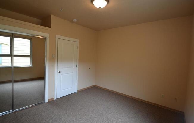 4 beds, 2.5 baths, 1,544 sqft, $3,880, Unit 06