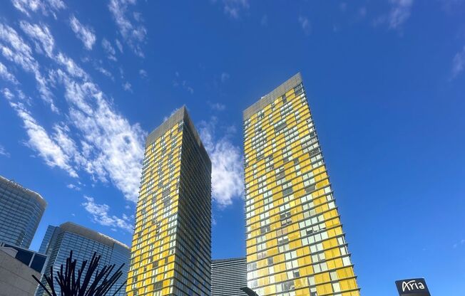 Furnished High-Rise on The Strip