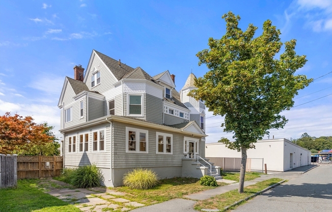 17 SHIRLEY ST