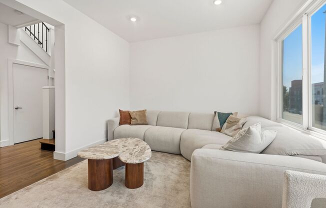 Beautiful 3 Bedroom 2 Bath Potrero Hill Home with Private Backyard & 2-Car Garage