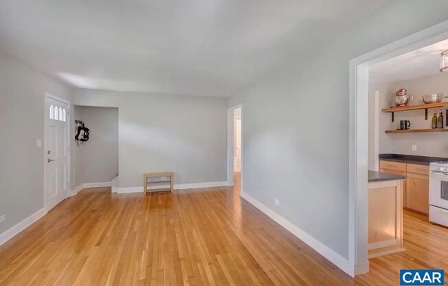 Charming home 3BR with office, 2 Ba in great location in Charlottesville