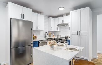 10417 E 4 AVE