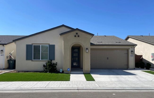 Lovely 3 Bedroom / 2 Bathroom for rent $2,600