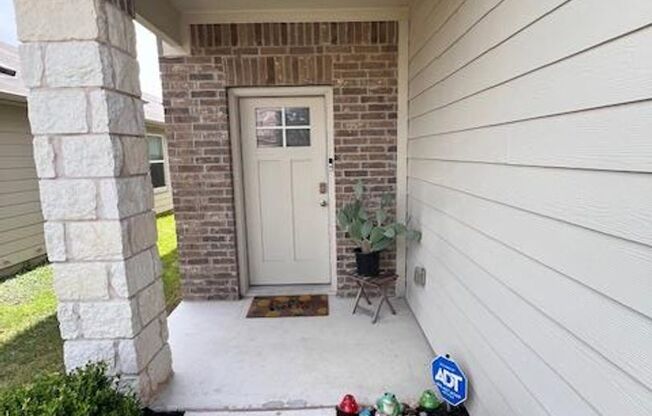 Cantarra Subdivision / Greenbelt / Single Story 3 bedroom / Pflugerville ISD