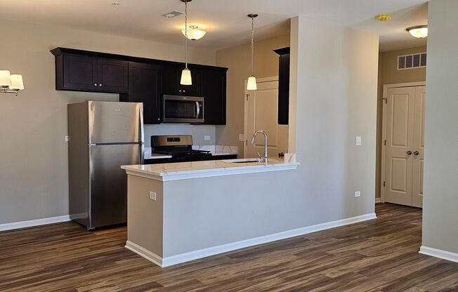 1 Bedroom, 1 Bathroom, Mid, First floor, Apartment