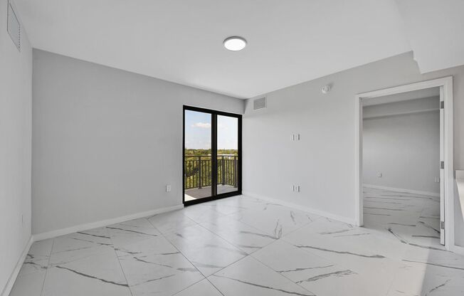 2 beds, 2 baths, 901 sqft, $2,861, Unit 606