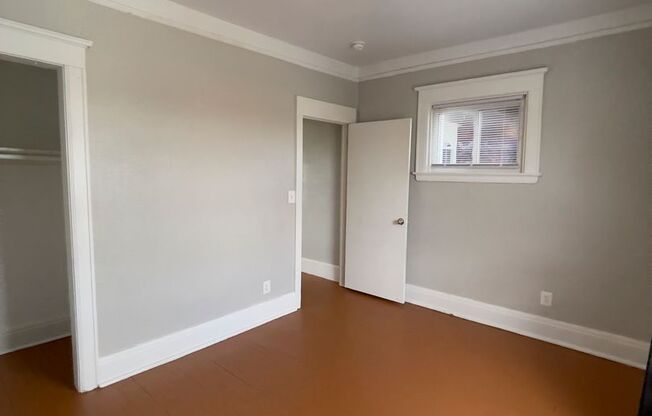 4 beds, 1 bath, $1,450