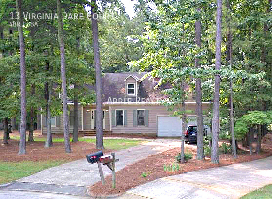 13 VIRGINIA DARE CT