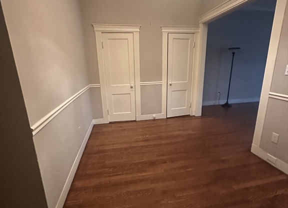 1 bed, 1 bath, 950 sqft, $2,500, Unit 1