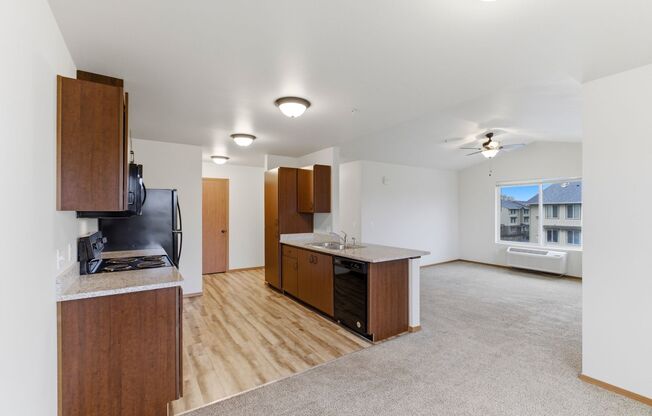 2 beds, 2 baths, 952 sqft, $1,595, Unit 1913-201