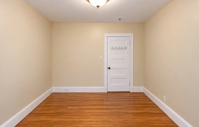 3 beds, 2 baths, 1,500 sqft, $4,450, Unit 1