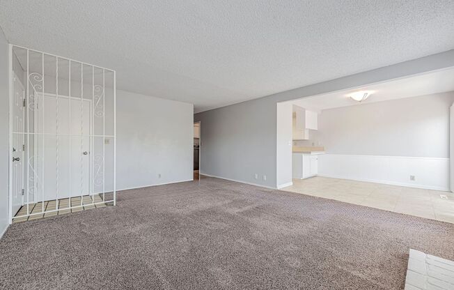 Vasona Court 625-627