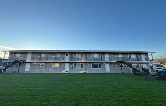 523-01 Benton Village
