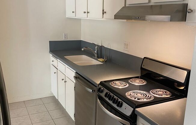 1 bed, 1 bath, $2,300, Unit # 241