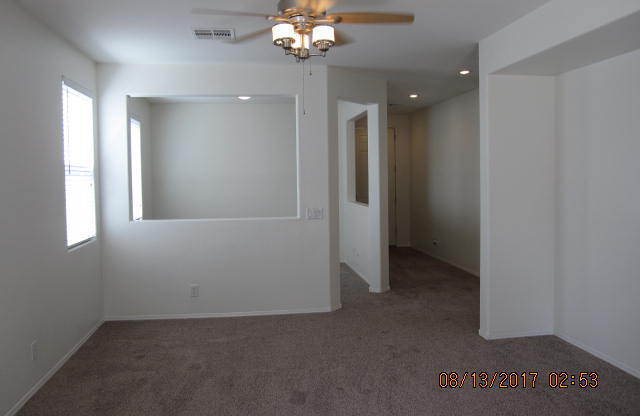 2 beds, 2 baths, $1,900