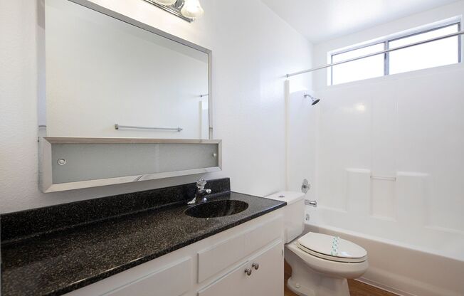 1 bed, 1 bath, 640 sqft, $1,950, Unit 1465 - F