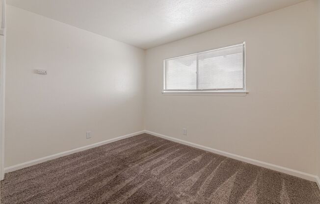 2 beds, 1 bath, 900 sqft, $829, Unit 229-I