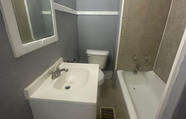 3017 Ashlyn St 1 &amp; 2